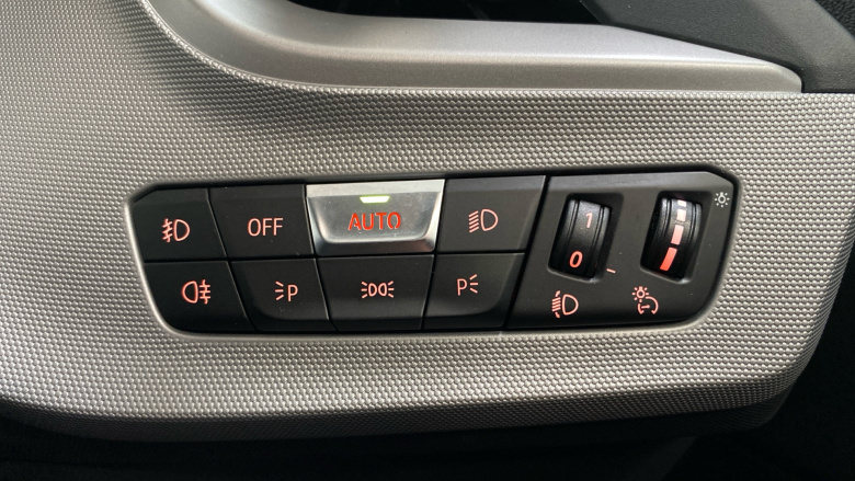 BMW 1 Series 116d SE 5dr [Live Cockpit Professional] Diesel Hatchback